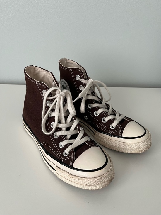 Converse Shoes - Converse High Top Sneakers - Brown & White